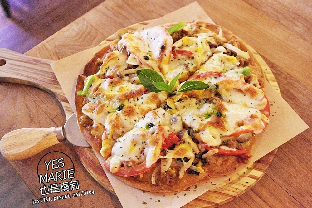 [台南東區]YES MARIE也是瑪莉-下班小酌聚餐的好地方!!充滿泰式西餐創意料理!