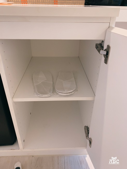 台中住宿|影音|希堤微旅免費停車,純白時尚旅店,散步到逢甲夜市!