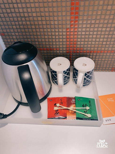 台中住宿|影音|希堤微旅免費停車,純白時尚旅店,散步到逢甲夜市!