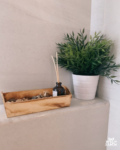 台中住宿|影音|希堤微旅免費停車,純白時尚旅店,散步到逢甲夜市!