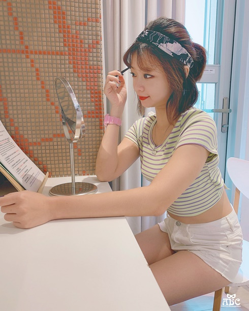 台中住宿|影音|希堤微旅免費停車,純白時尚旅店,散步到逢甲夜市!