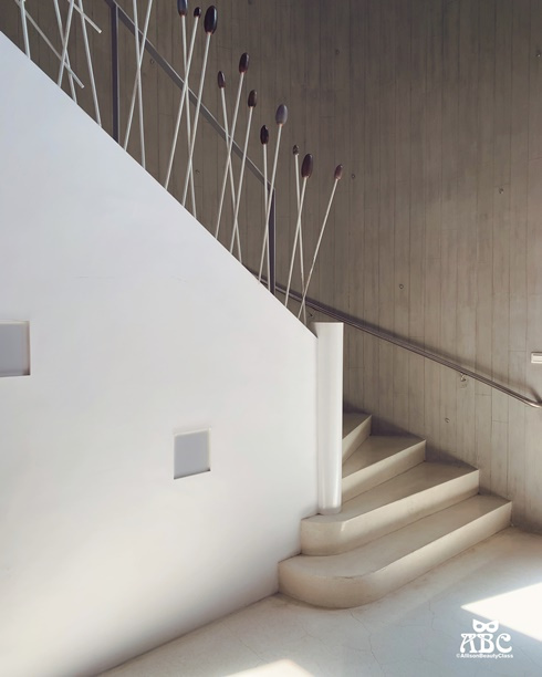 台中住宿|影音|希堤微旅免費停車,純白時尚旅店,散步到逢甲夜市!