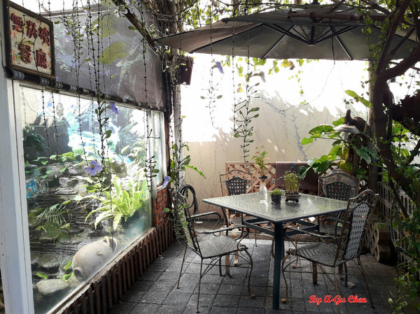 魔法森林：【臺南Ω安定區】魔法森林。彷彿置身在山林祕境中享用美食