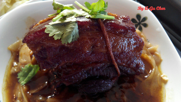 魔法森林：【臺南Ω安定區】魔法森林。彷彿置身在山林祕境中享用美食