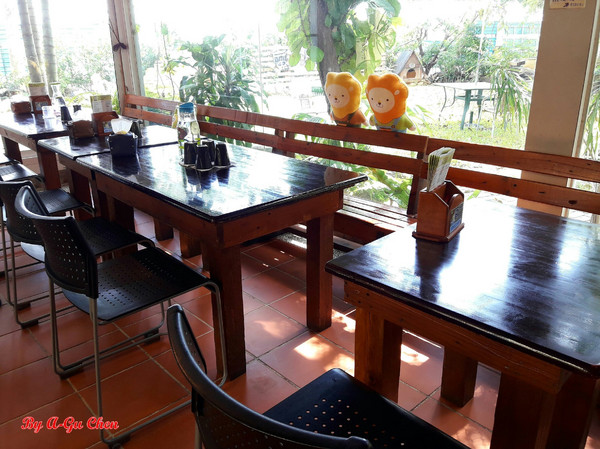 魔法森林：【臺南Ω安定區】魔法森林。彷彿置身在山林祕境中享用美食