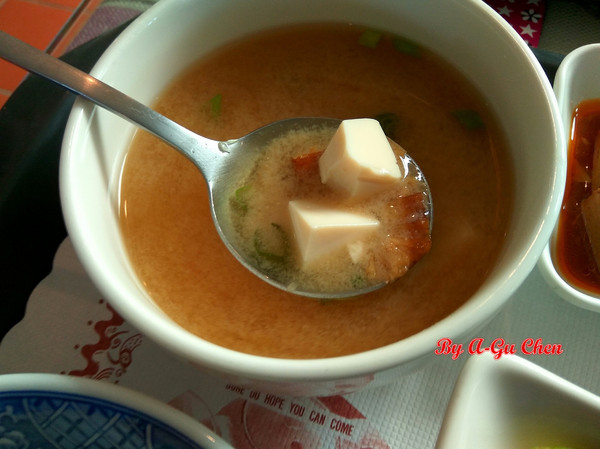 魔法森林：【臺南Ω安定區】魔法森林。彷彿置身在山林祕境中享用美食