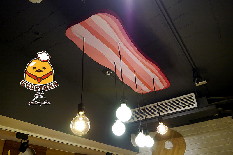 【台北】Gudetama Chef 蛋黃哥五星主廚餐廳 ~ 蛋黃哥變身五星主廚落腳台北東區啦!!! 環境、餐點萌翻天、超療癒 / 主題餐廳 / 捷運忠孝復興 / 內附菜單
