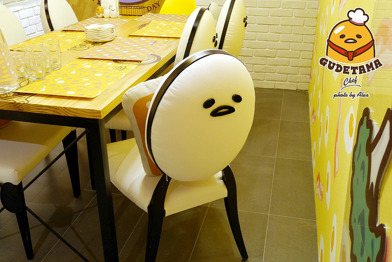 【台北】Gudetama Chef 蛋黃哥五星主廚餐廳 ~ 蛋黃哥變身五星主廚落腳台北東區啦!!! 環境、餐點萌翻天、超療癒 / 主題餐廳 / 捷運忠孝復興 / 內附菜單