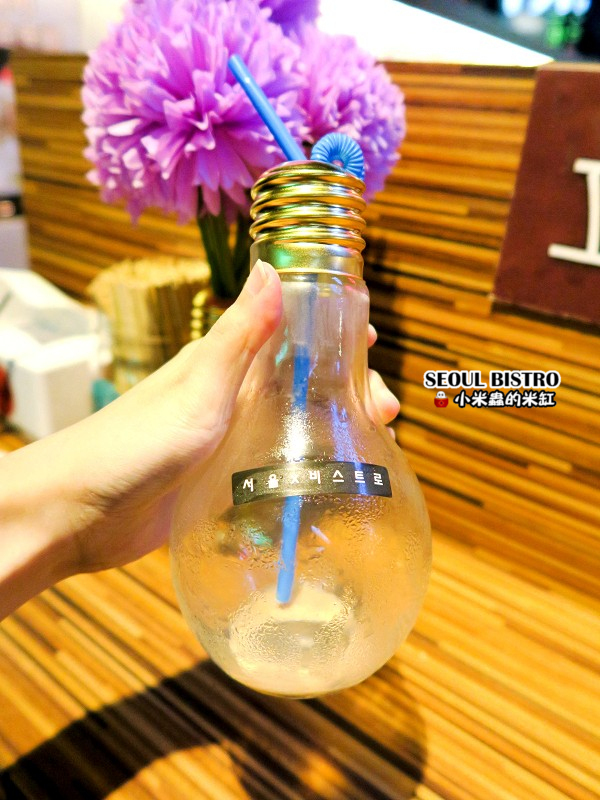 【捷運象山站】Seoul Bistro~藏身在百貨公司裡的時尚韓食街頭小吃,燈泡奶茶還能帶著走喔!!