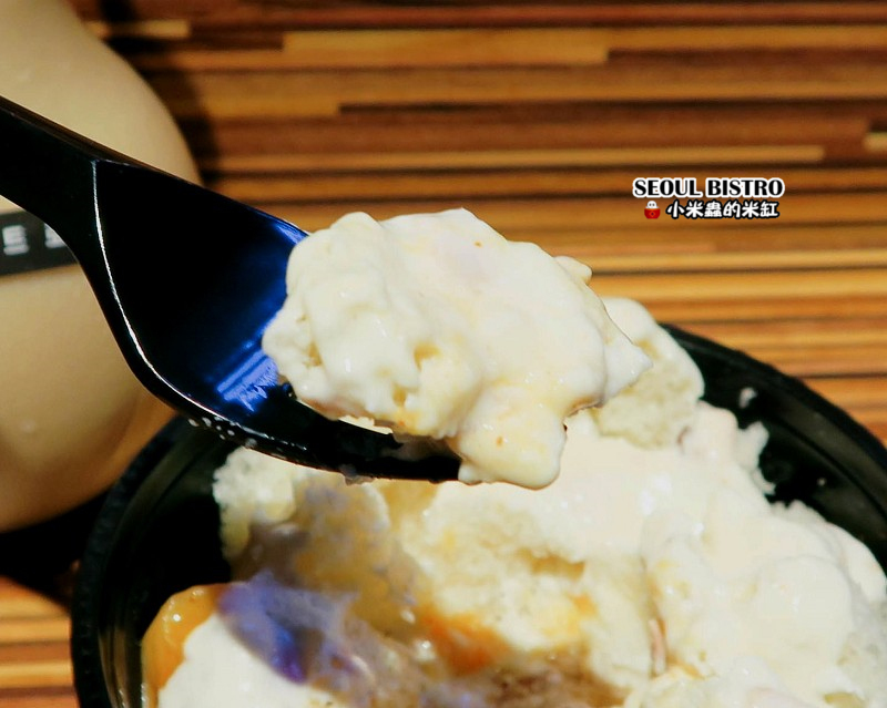 【捷運象山站】Seoul Bistro~藏身在百貨公司裡的時尚韓食街頭小吃,燈泡奶茶還能帶著走喔!!