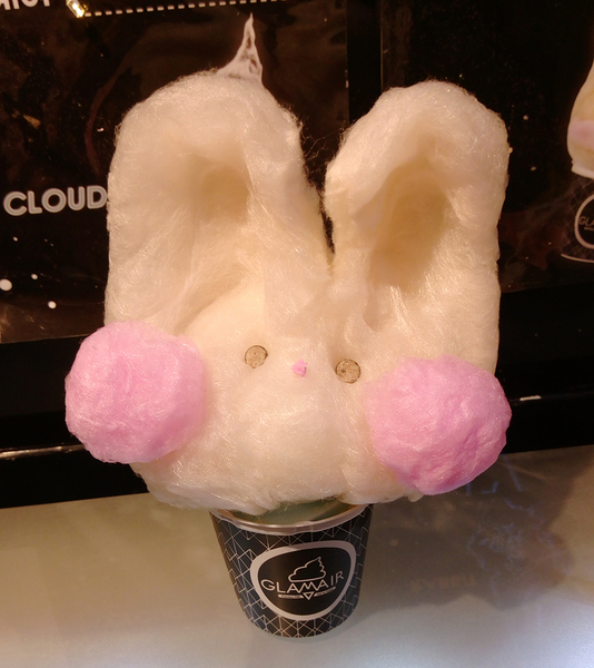 SEOUL BISTRO：台北信義區   Seoul Bistro韓式辣炒年糕 雲朵盤 讓你邊走邊喝邊吃邊逛百貨公司   Glam air  超可愛棉花糖冰淇淋 讓你完全捨不得吃