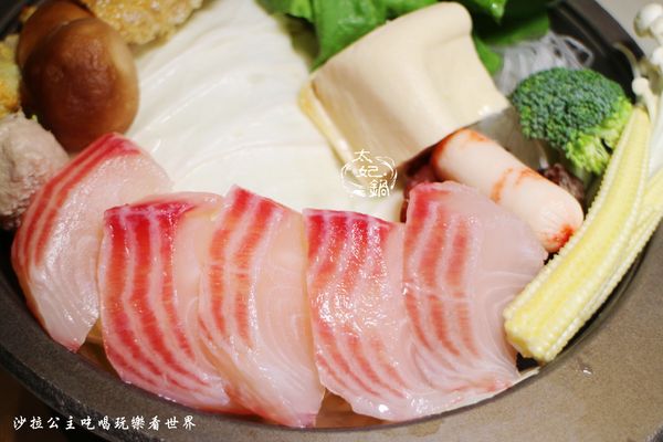 太妃鍋:松山粵式養生小煲鍋『太妃鍋』白飯.飲料.冰淇淋無限供應/捷運小巨蛋平價火鍋