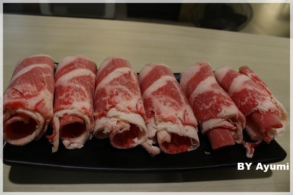 太妃鍋：[食記]❤太妃鍋❤粵式養生小煲鍋台北小巨蛋站平價美食小火鍋