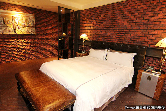 『台中住宿飯店推薦』芭蕾城市渡假旅店VillaBallet★歐洲古典城堡汽車旅館氣泡按摩浴缸泳池KTV一房一庭園主題房