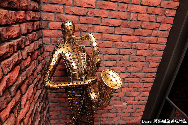 『台中住宿飯店推薦』芭蕾城市渡假旅店VillaBallet★歐洲古典城堡汽車旅館氣泡按摩浴缸泳池KTV一房一庭園主題房