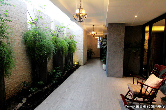 『台中住宿飯店推薦』芭蕾城市渡假旅店VillaBallet★歐洲古典城堡汽車旅館氣泡按摩浴缸泳池KTV一房一庭園主題房