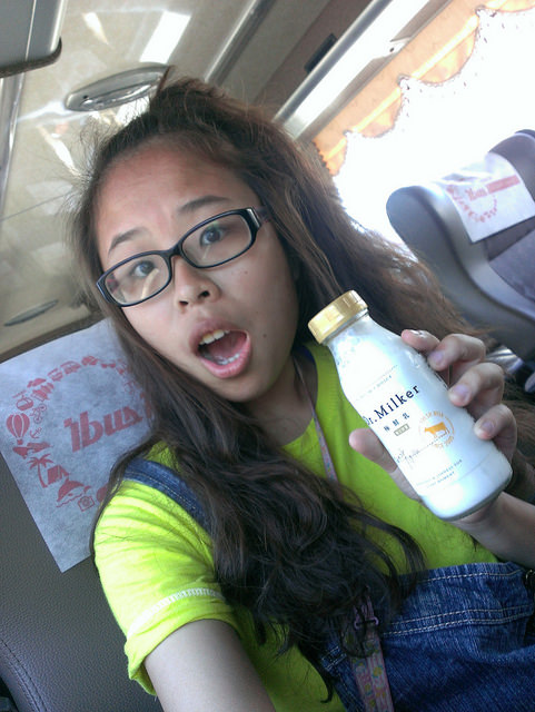 27635360113_a108c9d687_z