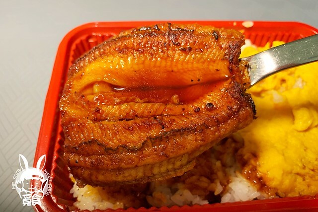 【和食】些本 7-11 御選蒲燒鰻飯糰 / 御膳蒲燒鰻便當 土用丑日來吃鰻魚啦！