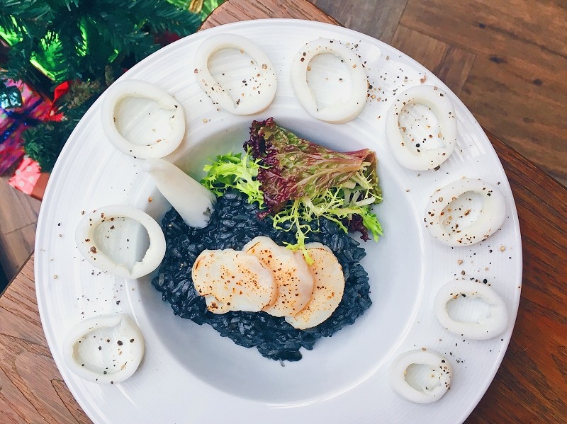 【台北｜南京復興站】BarSip餐酒＿少女必備的粉嫩調酒花樣桑格＿海鮮控必點的西西里紙包海鮮＿每日限量的舒肥牛排