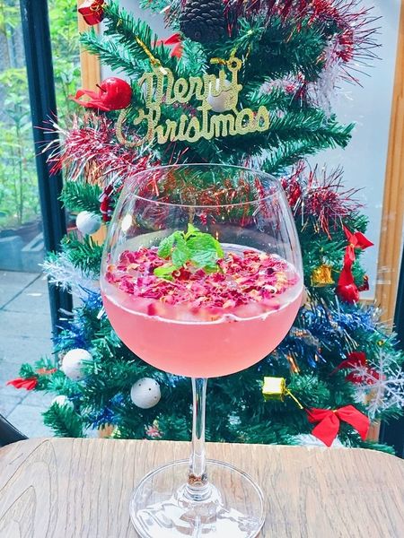 【台北｜南京復興站】BarSip餐酒＿少女必備的粉嫩調酒花樣桑格＿海鮮控必點的西西里紙包海鮮＿每日限量的舒肥牛排