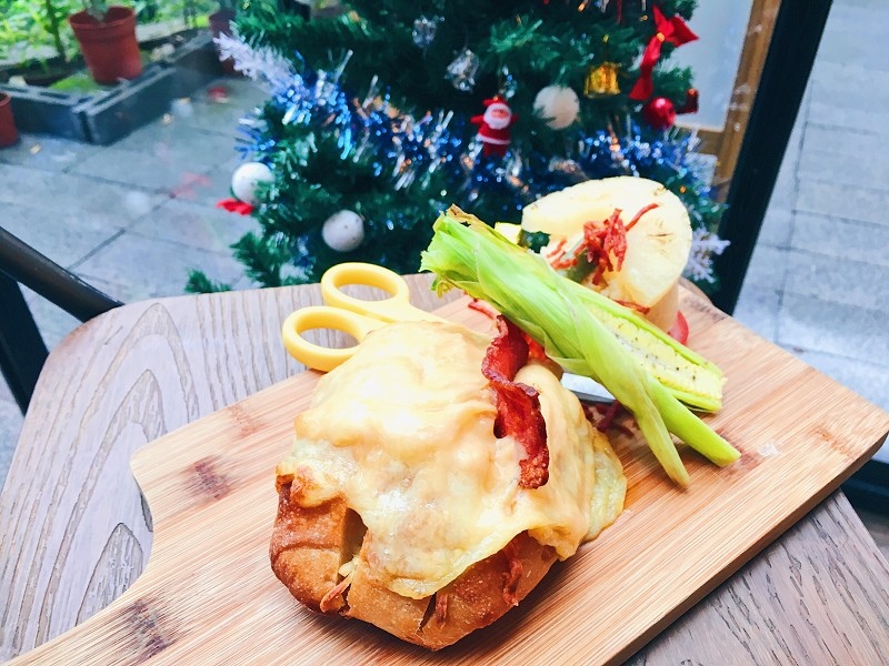 【台北｜南京復興站】BarSip餐酒＿少女必備的粉嫩調酒花樣桑格＿海鮮控必點的西西里紙包海鮮＿每日限量的舒肥牛排