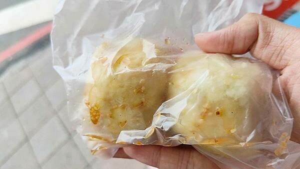 基隆市仁愛區遠東賴家水煎包｜基隆最好吃的水煎包之一，無時無刻都要排隊