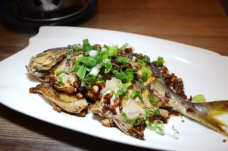 巧晏漁坊-平價實惠和海鮮現撈仔新鮮漁家料理,吃大沙母,花蟹,三點蟹,石蟳就在這裡@新北市萬里區/中式料理/海鮮餐廳/當季漁獲/萬里蟹/龜吼漁港