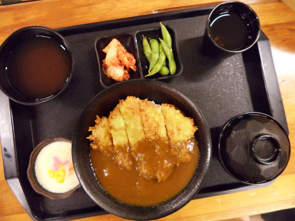 (美食-捷運西湖站)我的老天鵝阿~完勝!小學日燒肉丼食堂超越地表最強丼飯!