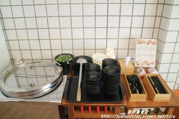 小學日燒肉丼食堂：【台北內湖區】內湖燒肉丼推薦『小學日燒肉丼食堂』教室餐廳/主題餐廳/捷運港漧、內湖站