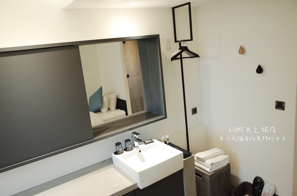 台中逢甲住宿 光之旅店雙床房Lumi Hotel
