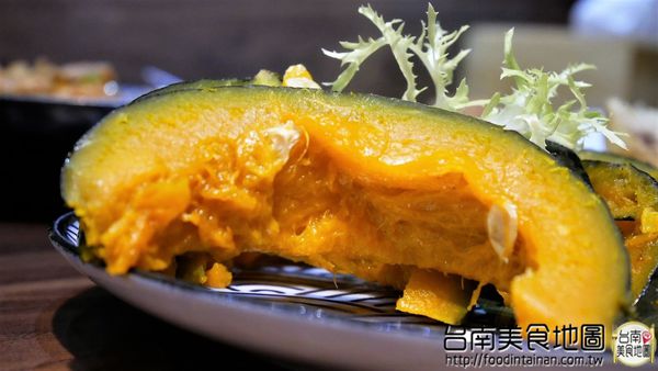 奧尻爐端燒：【台南市-東區美食】來自台灣&日本當季生鮮蔬食的『奧尻爐端燒』無菜單料理外燴私廚！再訪的料理表現，仍然讓人驚豔不已♡(´ε｀ )♡