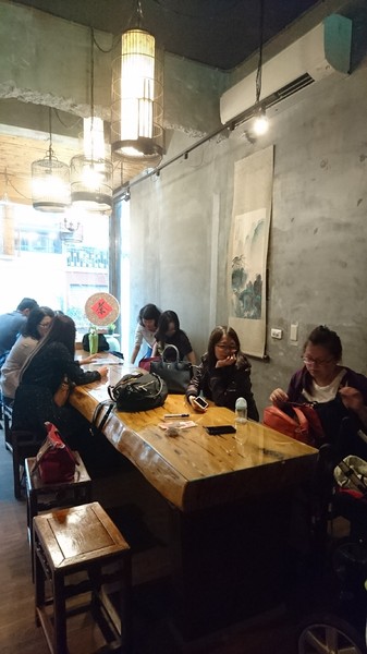 東門茶樓：高雄~東門茶樓~瑞豐夜市旁的手作冰品店~超推甜心圈草莓奶酪~幸福的滋味~