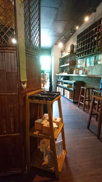 東門茶樓：高雄~東門茶樓~瑞豐夜市旁的手作冰品店~超推甜心圈草莓奶酪~幸福的滋味~