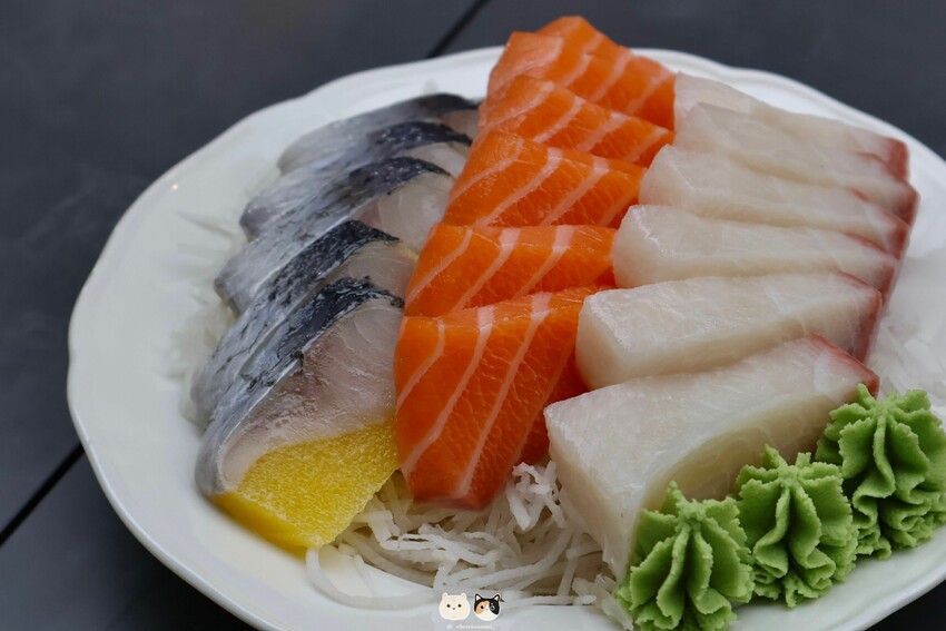 屏東東港｜在地美食｜曾鮮生魚片．隱身於傳統市場中的精緻海鮮餐