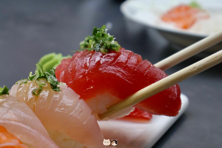 屏東東港｜在地美食｜曾鮮生魚片．隱身於傳統市場中的精緻海鮮餐