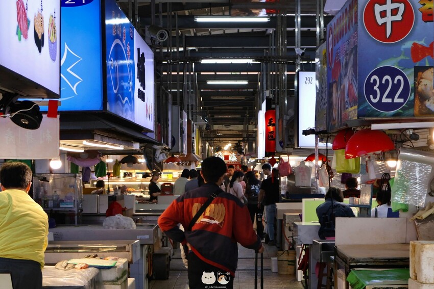 屏東東港｜在地美食｜曾鮮生魚片．隱身於傳統市場中的精緻海鮮餐