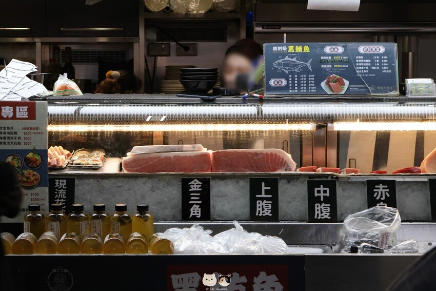 屏東東港｜在地美食｜曾鮮生魚片．隱身於傳統市場中的精緻海鮮餐