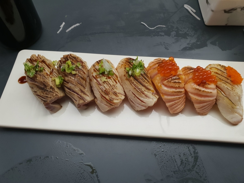 240745.jpg - 【屏東.東港】華僑市場美食推薦。曾鮮生魚片超棒黑鮪魚最推金三角部位入口即化 240745.jpg - 【屏東.東港】華僑市場美食推薦。曾鮮生魚片超棒黑鮪魚最推金三角部位入口即化