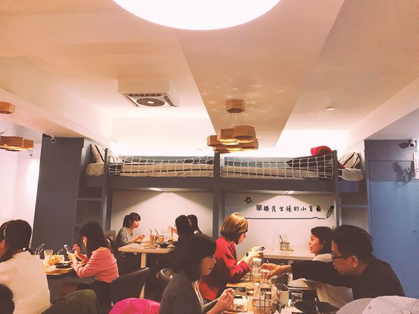 32184409015_b8a640076e_o