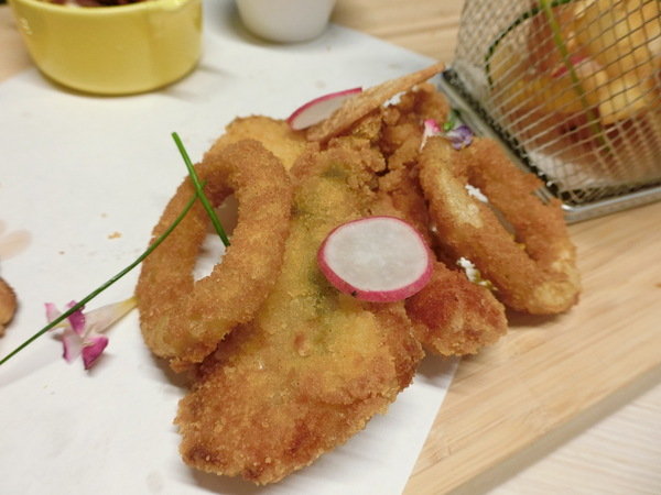 Voyage Addiction Cafe 旅行。家：*本餐廳有上民視新聞＊【小巨蛋咖啡廳／南京東路美食推薦】 Voyage Addiction Cafe 旅行。家~可愛的香港小女生Emily來台開的美味＋人情味的咖啡廳~喜愛旅行的朋友一定要來！