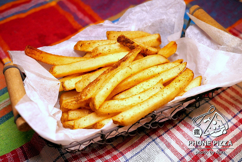 【台北】Phone Pizza 瘋披薩 ~ 料多實在、平價又美味披薩、公司團訂午餐、唱歌歡聚以及看電影的好選擇 / 林森北路 /中山北路