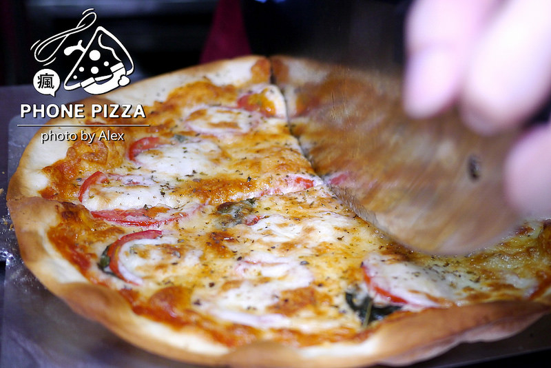 【台北】Phone Pizza 瘋披薩 ~ 料多實在、平價又美味披薩、公司團訂午餐、唱歌歡聚以及看電影的好選擇 / 林森北路 /中山北路