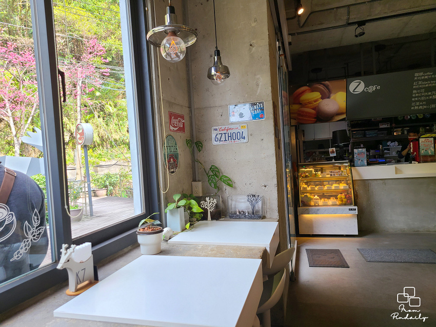 zcafe-9(2).jpg zcafe-9(2).jpg