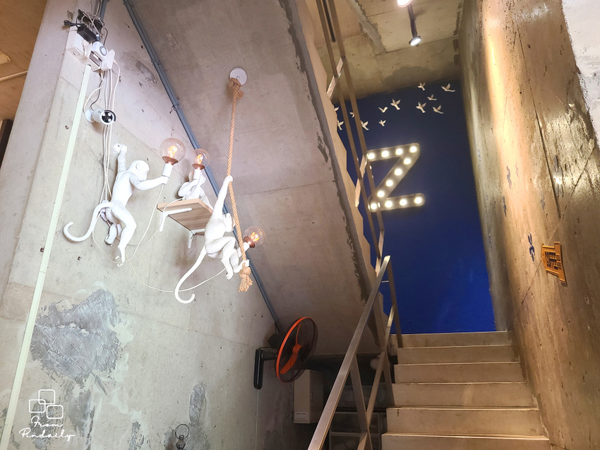 zcafe-4(2).jpg zcafe-4(2).jpg