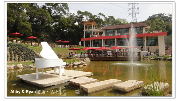 1371572379-2281913410