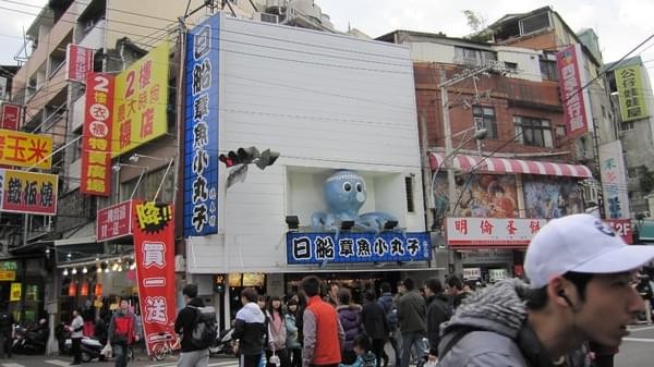 逢甲夜市：台中-逢甲夜市跟著友人隨意吃