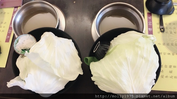 鍋饕精緻涮涮鍋(大直店):【台北中山】內行人肉食族必訪的大肉盤『鍋饕精緻涮涮鍋』