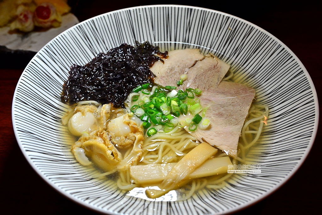 南港拉麵,南港站日式拉麵,日式餐廳,拉麵店