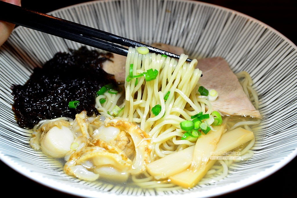 南港拉麵,南港站日式拉麵,日式餐廳,拉麵店