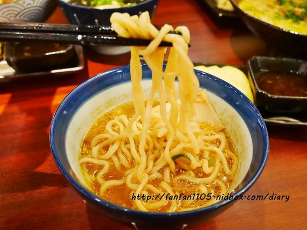 【南港拉麵】津輕拉麵環球南港店 來自日本青森的拉麵  (20).JPG